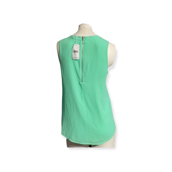 NWT Naked Zebra top - Picture 4 of 5